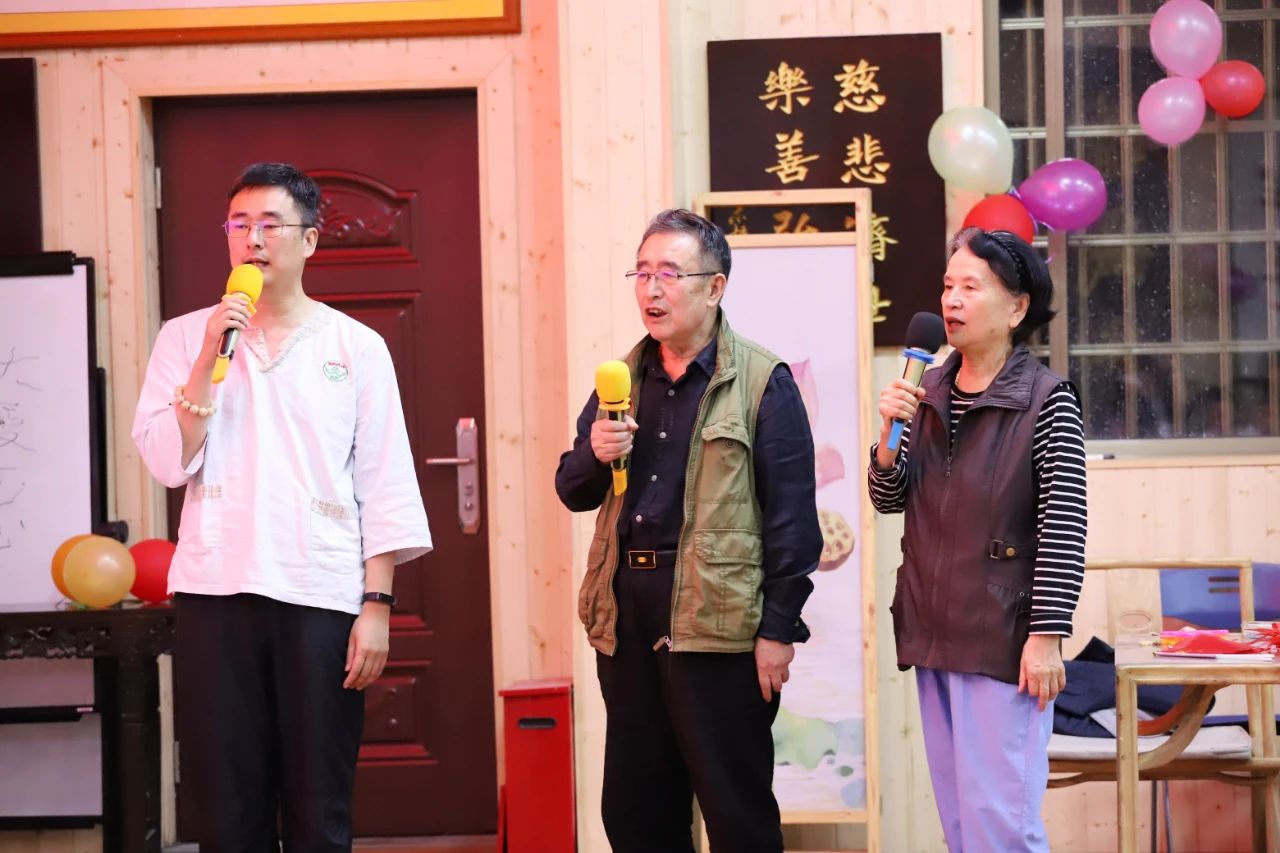 我們家做的最對(duì)的事，就是來到爸媽在線！