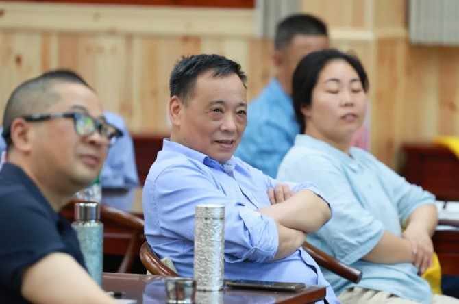 退休8年被慢病纏身，爸媽在線讓我晚年生活有了質量